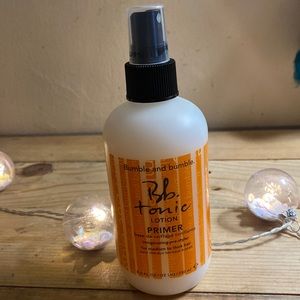 NEW Bumble and bumble
Tonic Lotion new